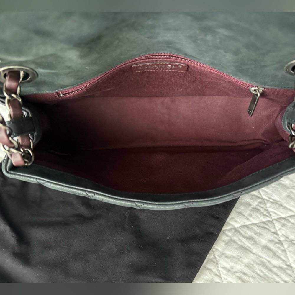 Chanel Iridescent Calfskin “In The Mix” Flap Satchel –Excellent & Dust Bag & Box - Picture 13 of 15